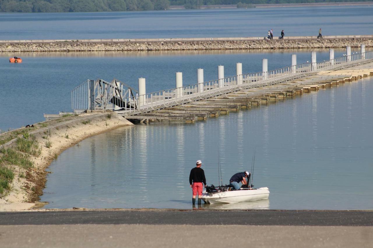 فيلا Le Port Mesnil المظهر الخارجي الصورة